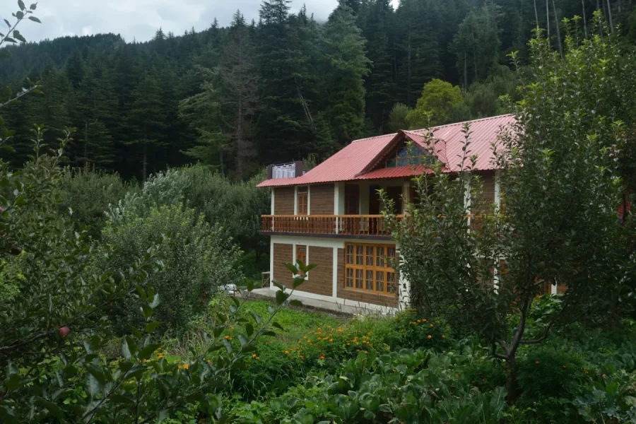 Superior Stone House in Sangla