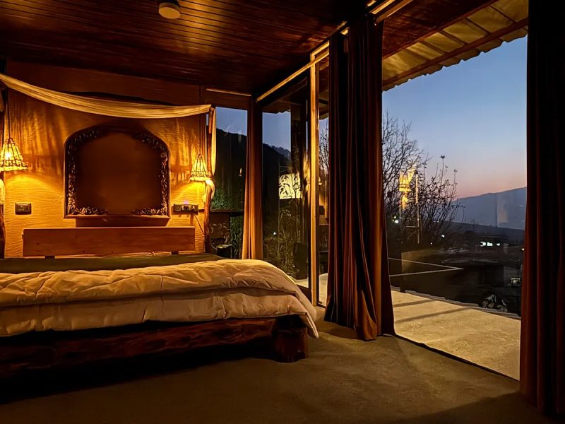 Glass House -Bedroom