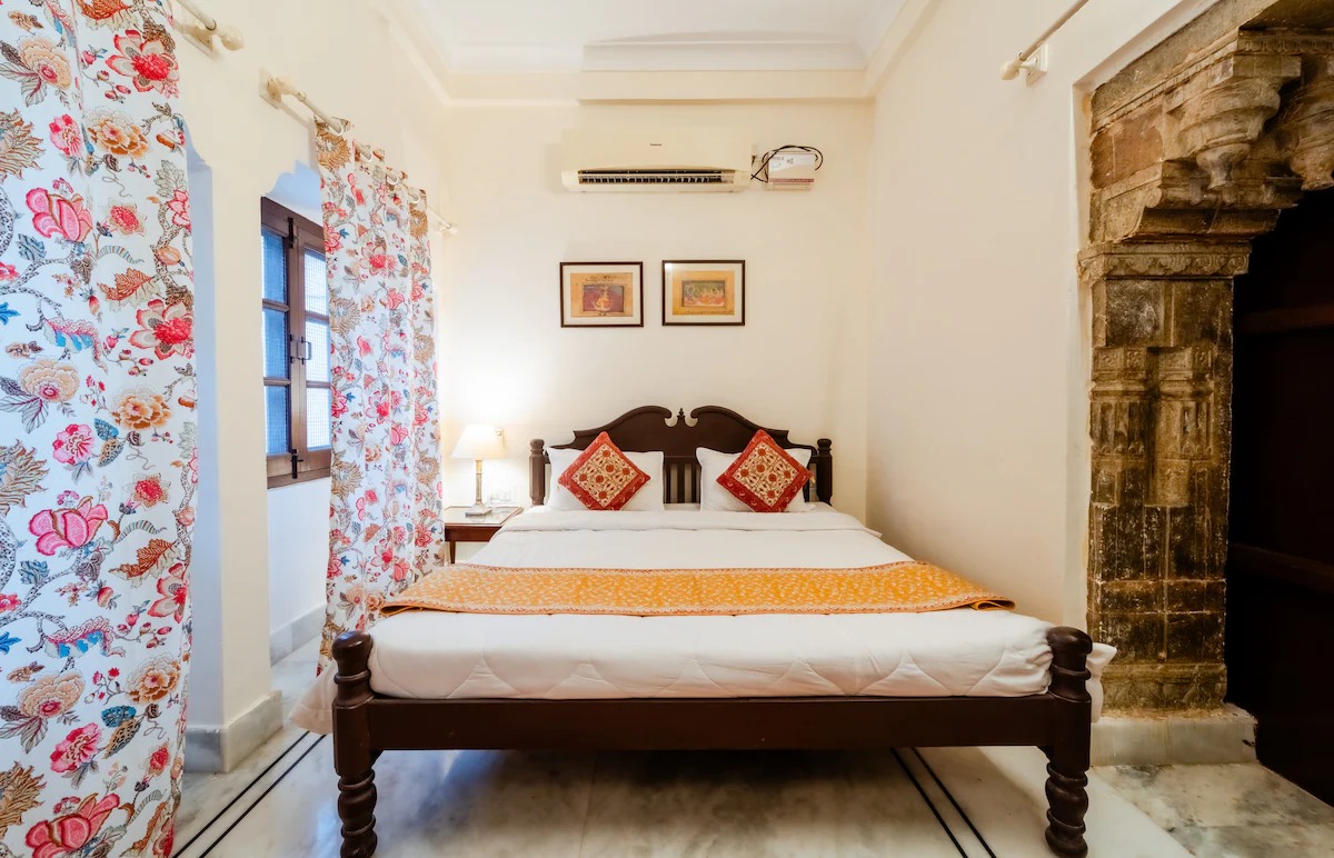 Royal palace of 15th Century in Rajasthan | Heritage stay near Udaipur