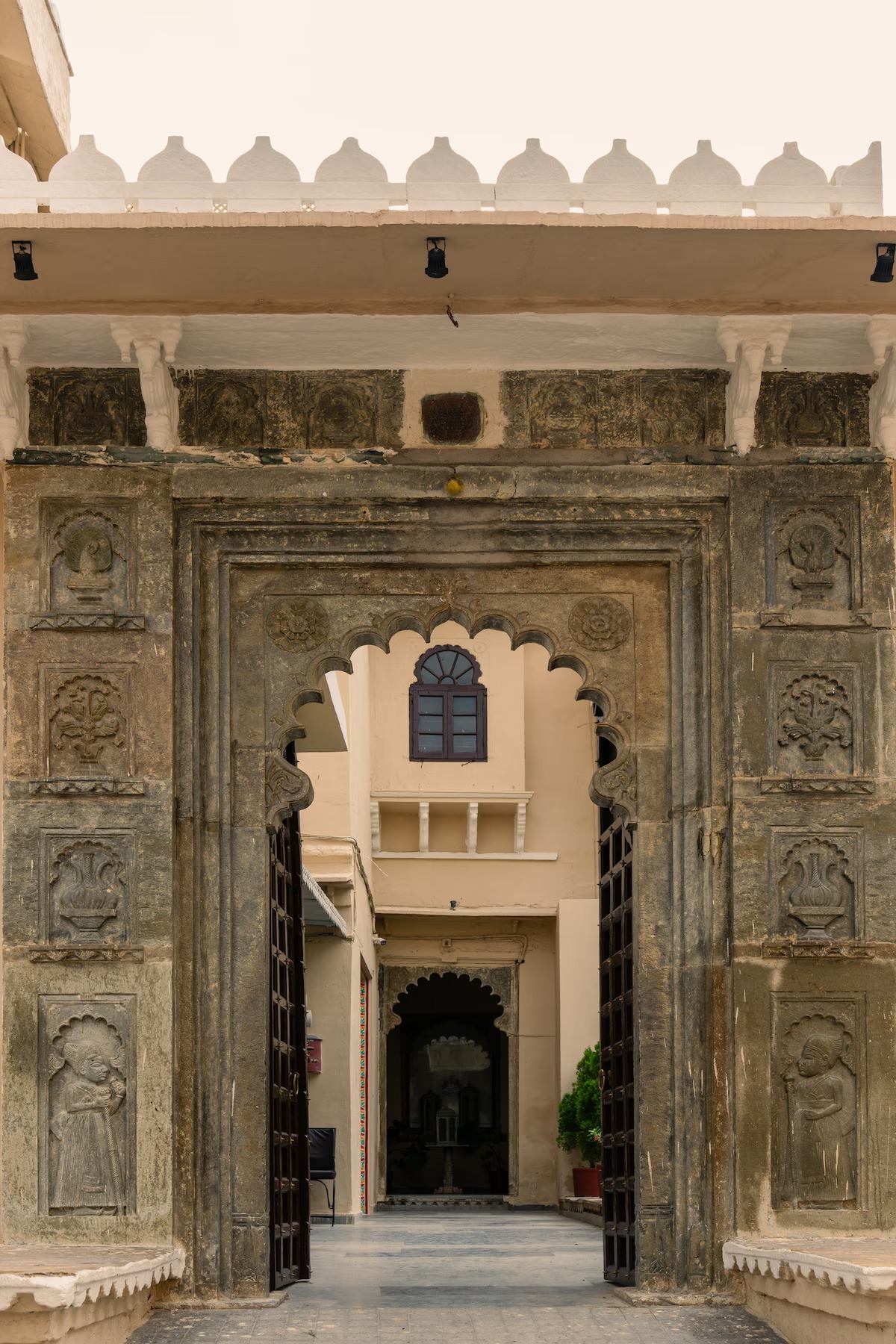 Royal palace of 15th Century in Rajasthan | Heritage stay near Udaipur