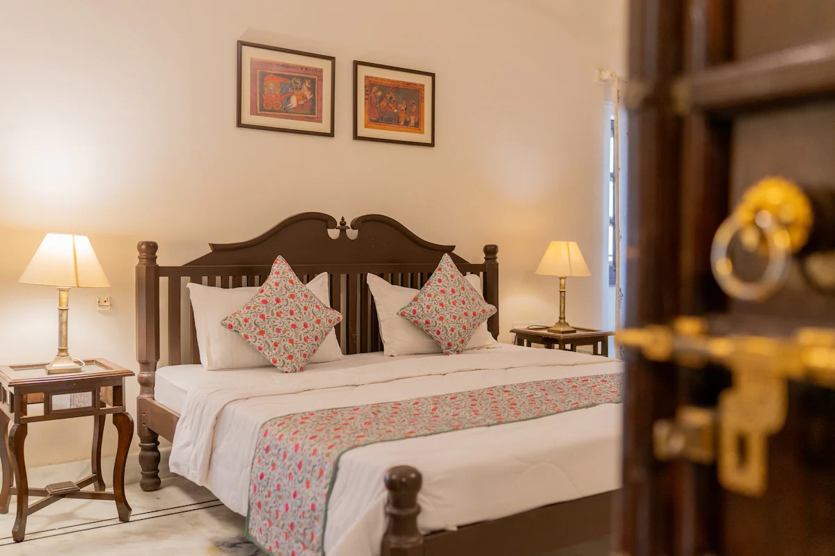Royal palace of 15th Century in Rajasthan | Heritage stay near Udaipur