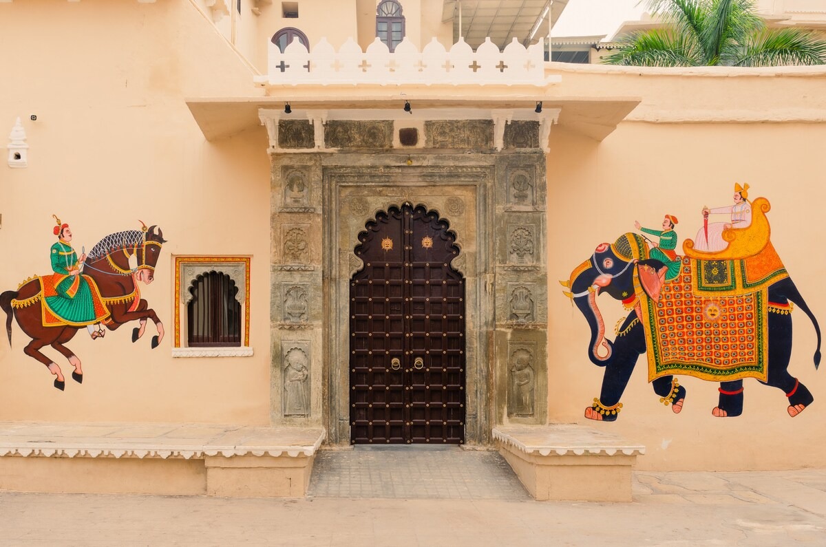 Royal palace of 15th Century in Rajasthan | Heritage stay near Udaipur