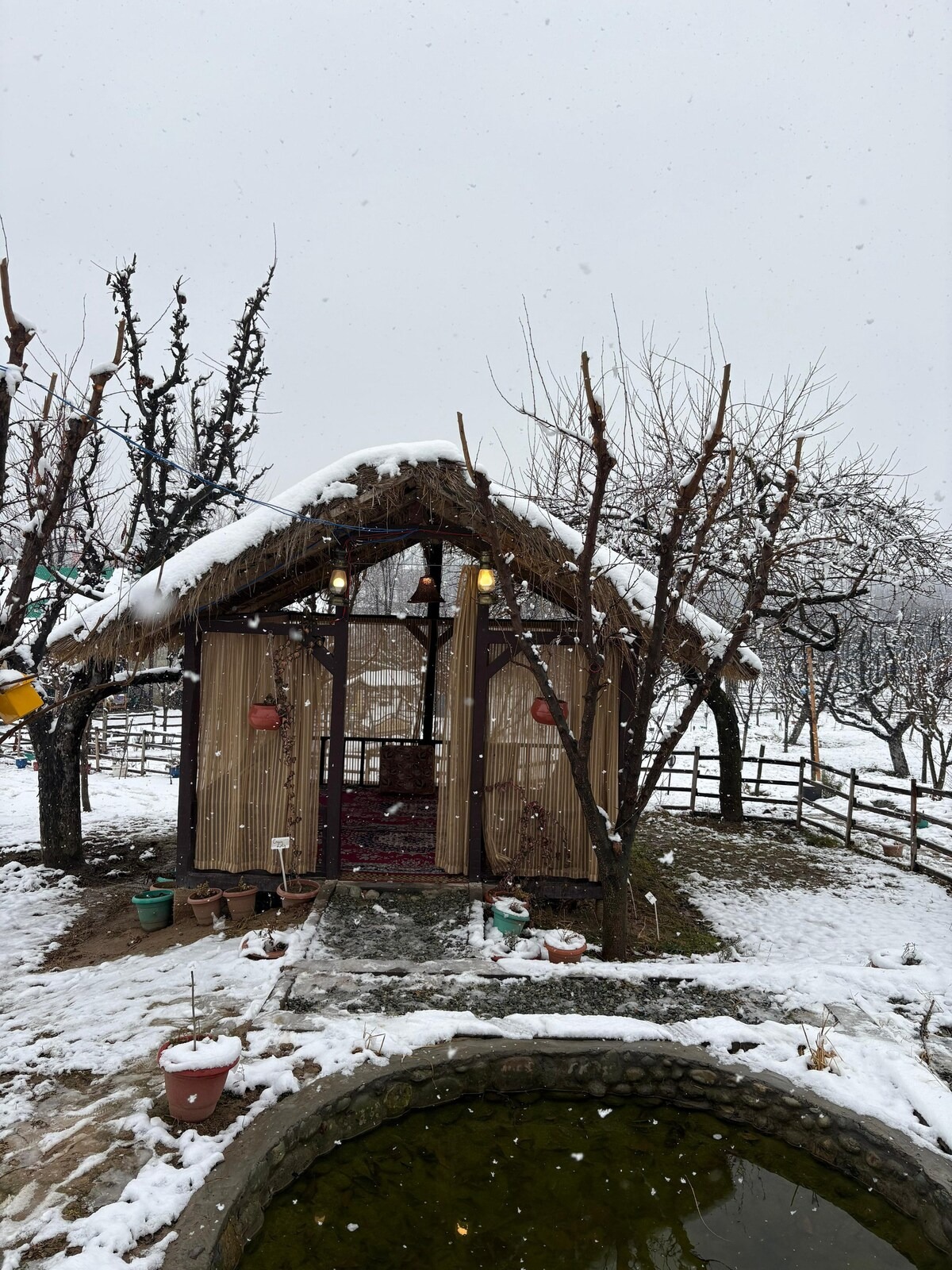 Cottage in Srinagar | Farmhouse in Jammu and Kashmir