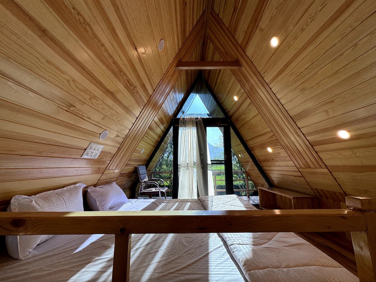 Cottage in Srinagar | Farmhouse in Jammu and Kashmir