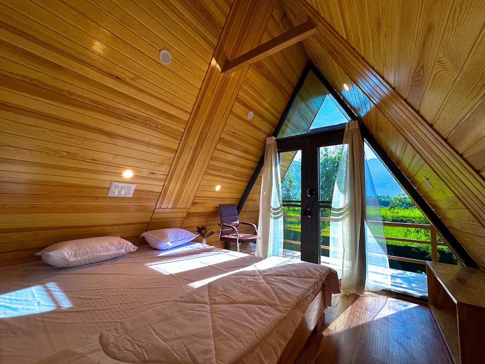 Cottage in Srinagar | Farmhouse in Jammu and Kashmir