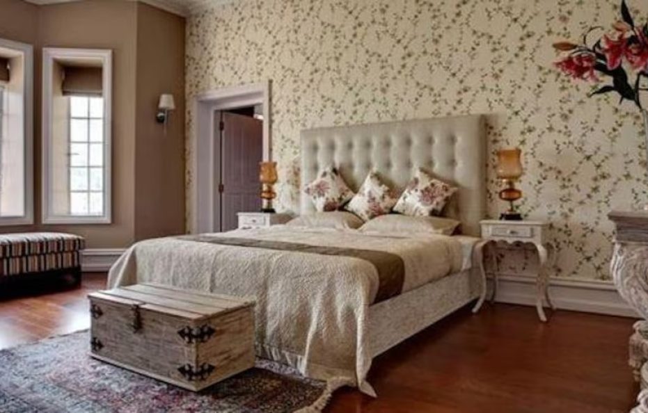 Rose Suite