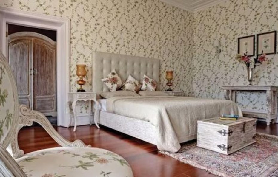 Rose Suite