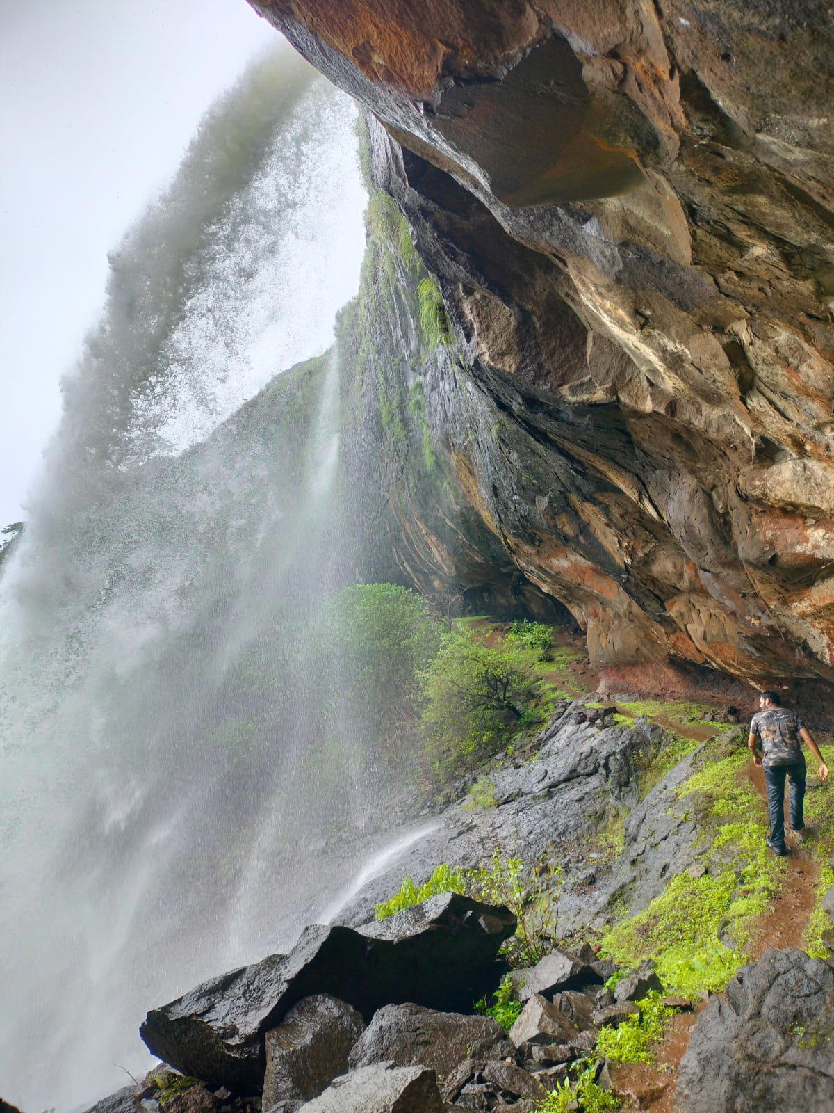 Unexplored Trek to Jabdeshwar Caves & Waterfall