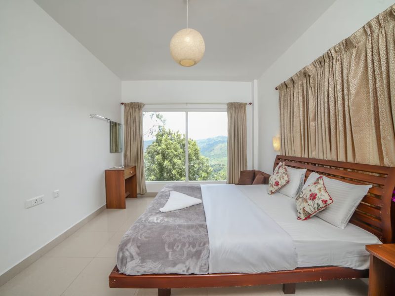 Hillview Sanctuary 3BR Villa | Elegant Mountain Escape