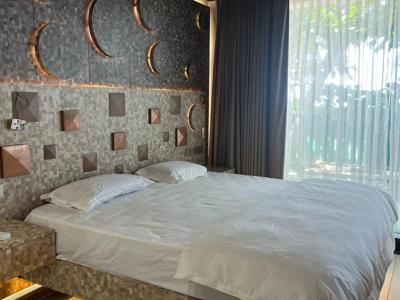 Secluded Beachfront Villa with Private Access in Kerala
