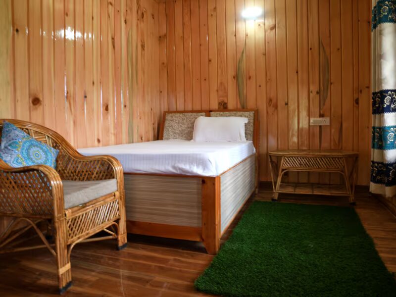 The Upper Deck Family Suite