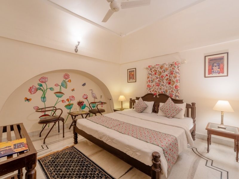 Royal palace of 15th Century in Rajasthan | Heritage stay near Udaipur