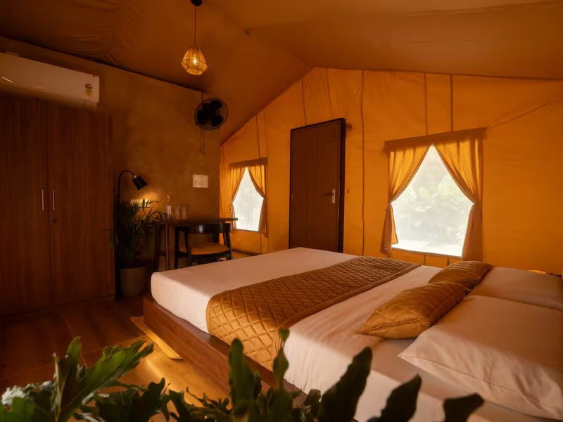Luxury Glamping on Riverside