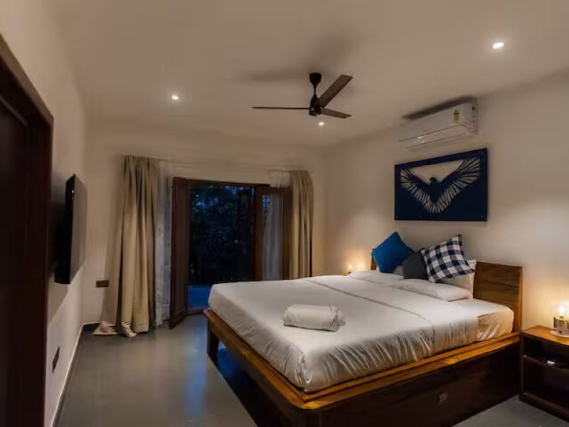 Entire Villa (2 bedrooms 4 beds)
