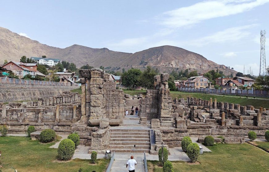 Kashmir with Gurez Valley Backpacking Tour