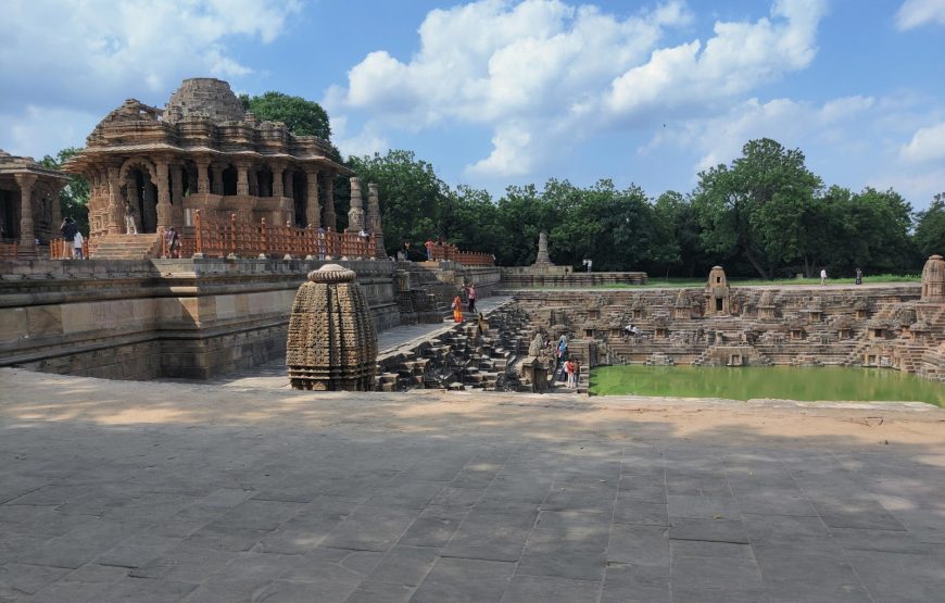 Rani ki Vav and Modhera With Ahmedabad