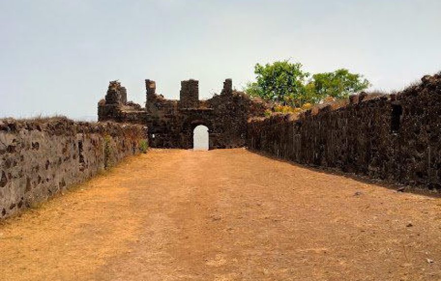 Korlai Fort & Nagaon Beach Leisure Tour