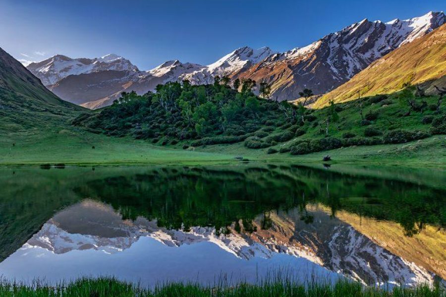 Ruinsara Lake Trek