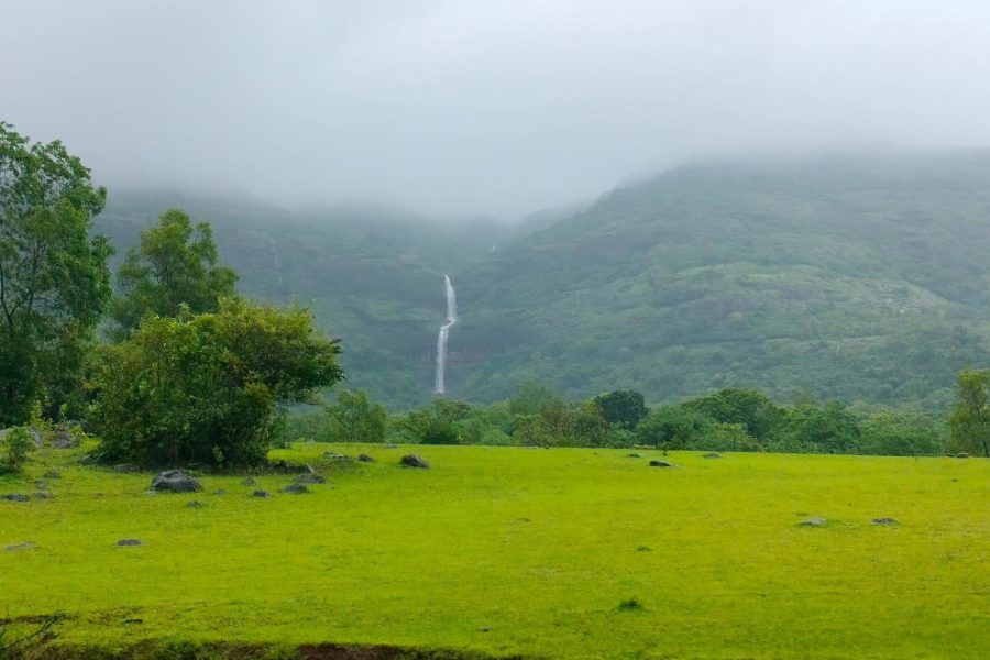 Unexplored Trek to Jabdeshwar Caves & Waterfall