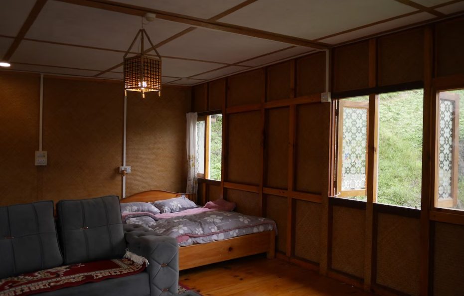 2 Bedrooms